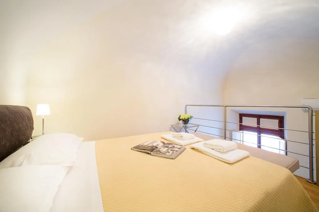Mdr Numbersix Suites Florence